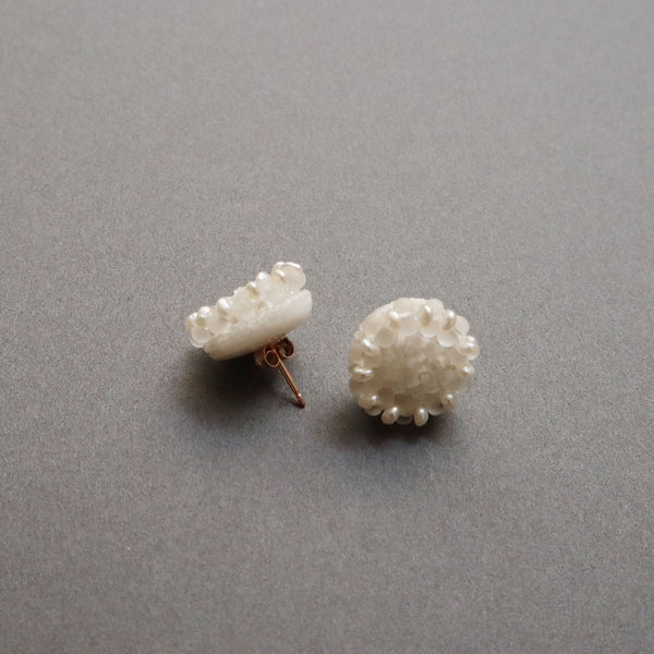 《完成品》小林彩乃　ピアス milk crown