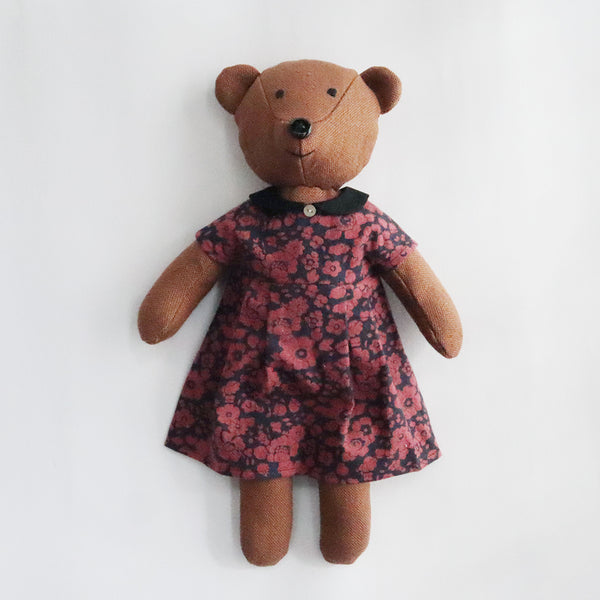 【材料セット　新作】クゥクゥ着せ替え　丸襟のワンピースとストラップシューズ （エアリーコット）