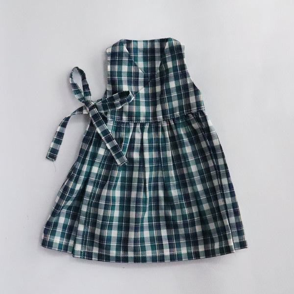 【材料セット　新作】クゥクゥ着せ替え　花柄のワンピースとカシュクールワンピース（フランダースリネンとタータンチェック）