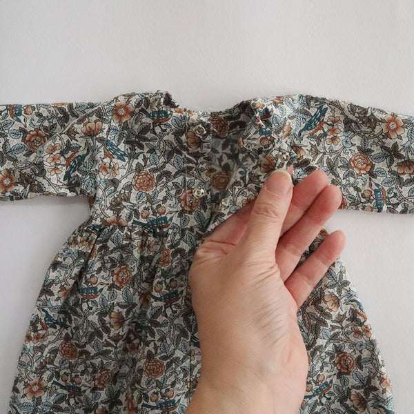 【キット　新作】クゥクゥの着せ替え　ケープとギャザーワンピース（オレンジ×ブルー）