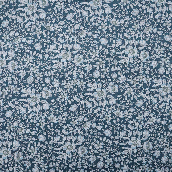 A：リジ―／ネイビー