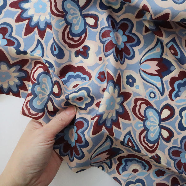 ピース・アンド・ラブ／ボルドーブルー