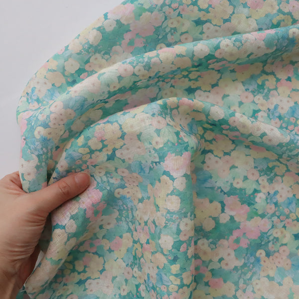 フランダースリネン　ホリーホックス／ブルー