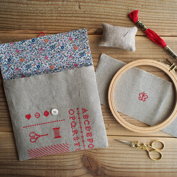 クロスステッチサンプラーのポーチキット