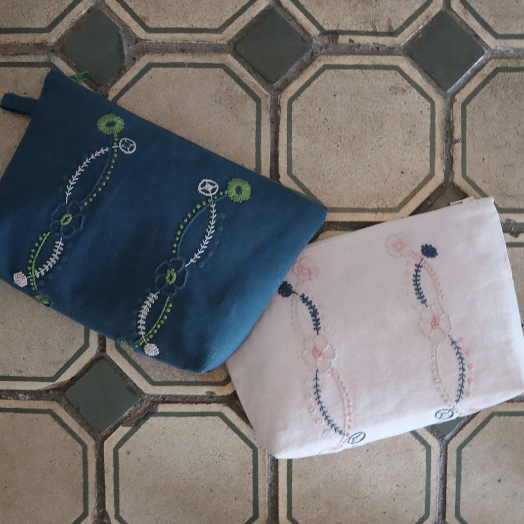 【りん様オーダー専用ページ】リネン刺繍 りん様オーダー専用ページ】リネン刺繍 A^ ^)様オーダー専用ページ